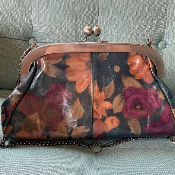 Patricia Nash Handbags - Gorgeous floral Mia kiss-lock clutch crossbody bag